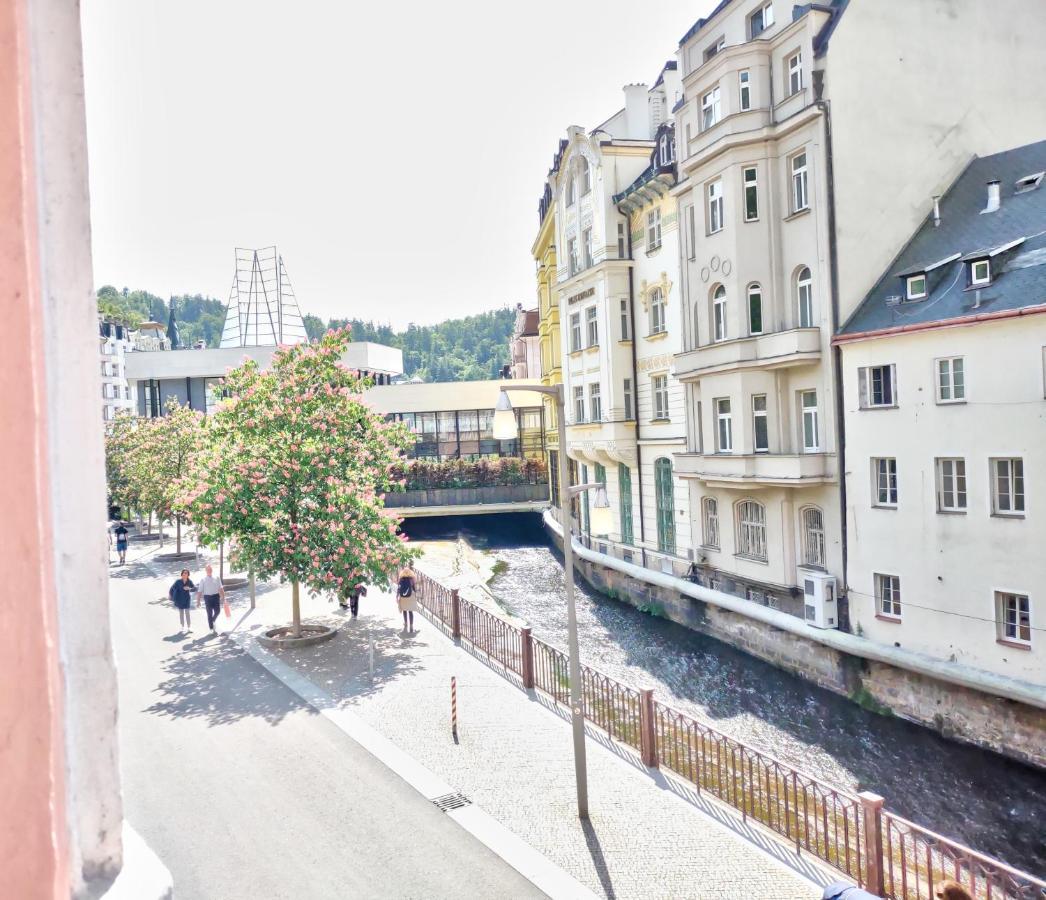 Karlsbad Family Apartment Karlovy Vary Exterior foto